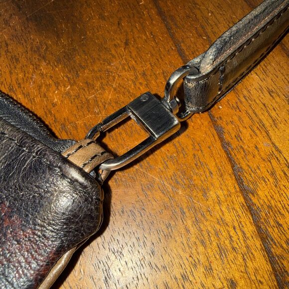 NUMERO 10 Shoulder Bag Embossed Leather Faded Plaid Design Good Used Condition - Picture 7 of 10